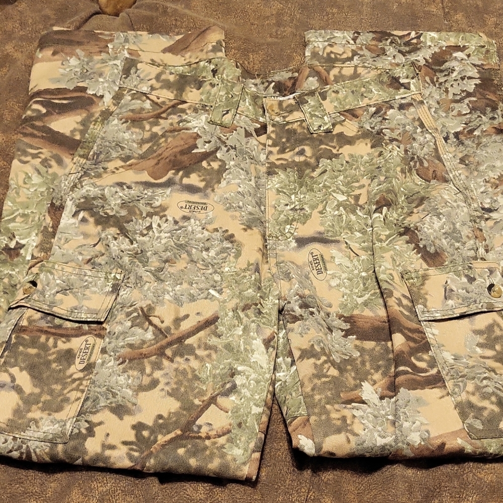 KINGS Camo pants